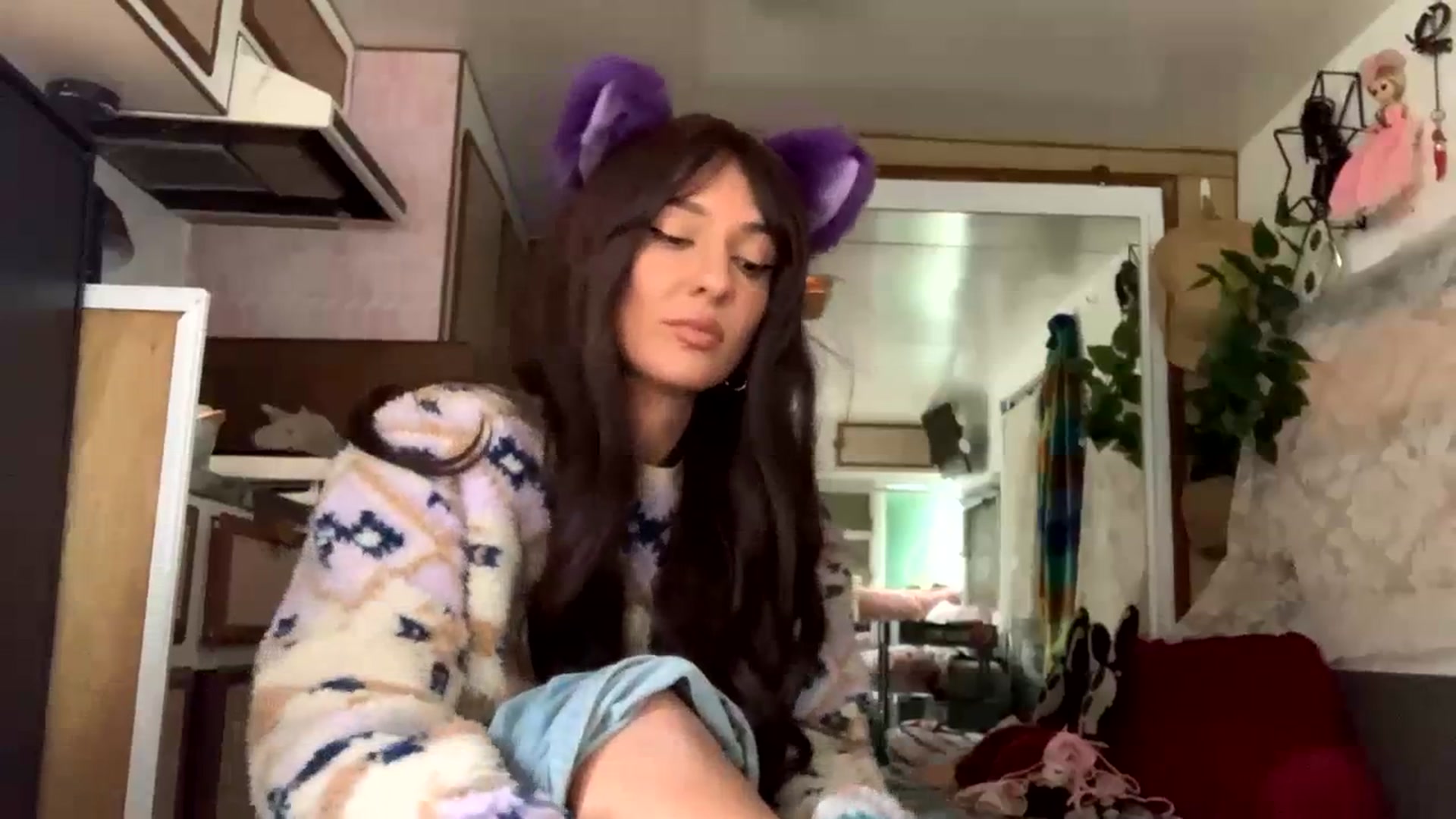 Gallery image thumbnail from Belen_O's myfreecams stream on, 06/08/2023, 03:20 image 2 of 20