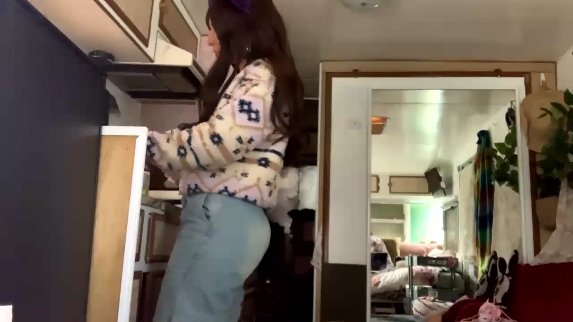 Gallery image thumbnail from Belen_O's myfreecams stream on, 06/08/2023, 03:20 image 20 of 20