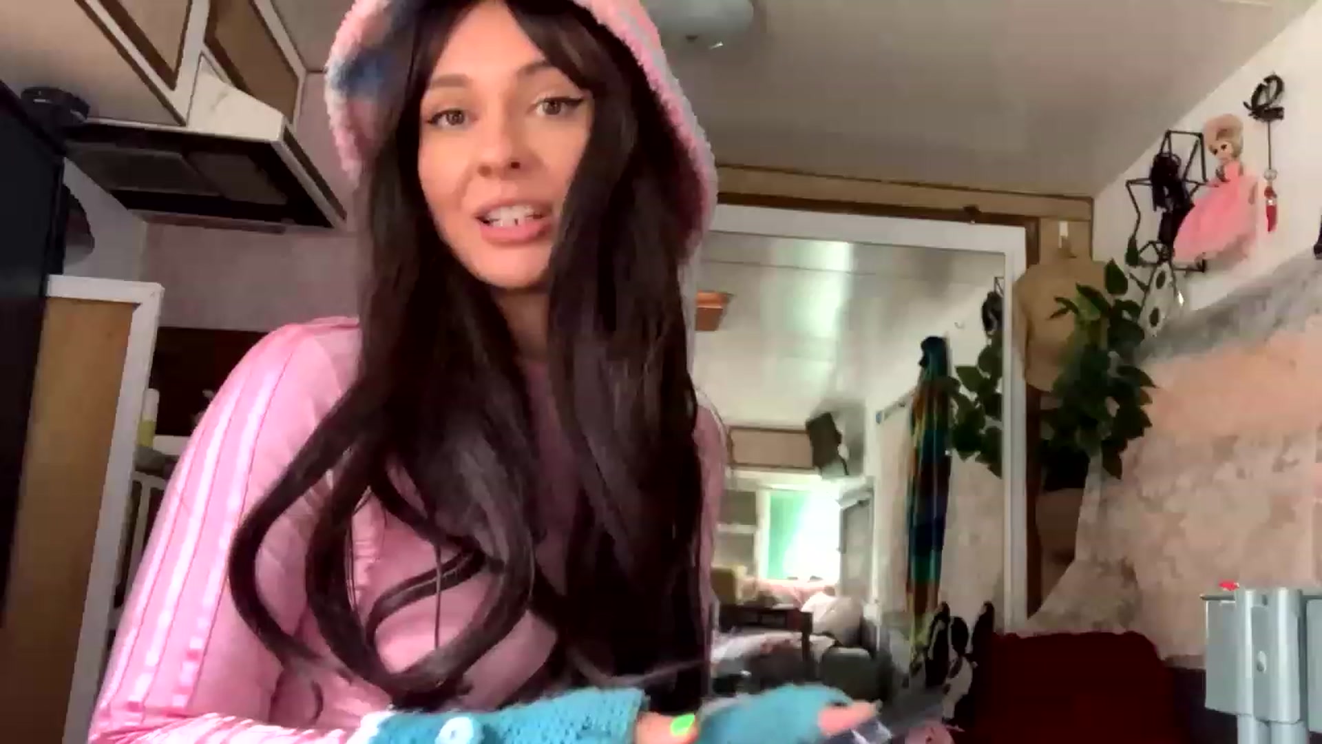 Gallery image thumbnail from Belen_O's myfreecams stream on, 06/08/2023, 04:06 image 13 of 20