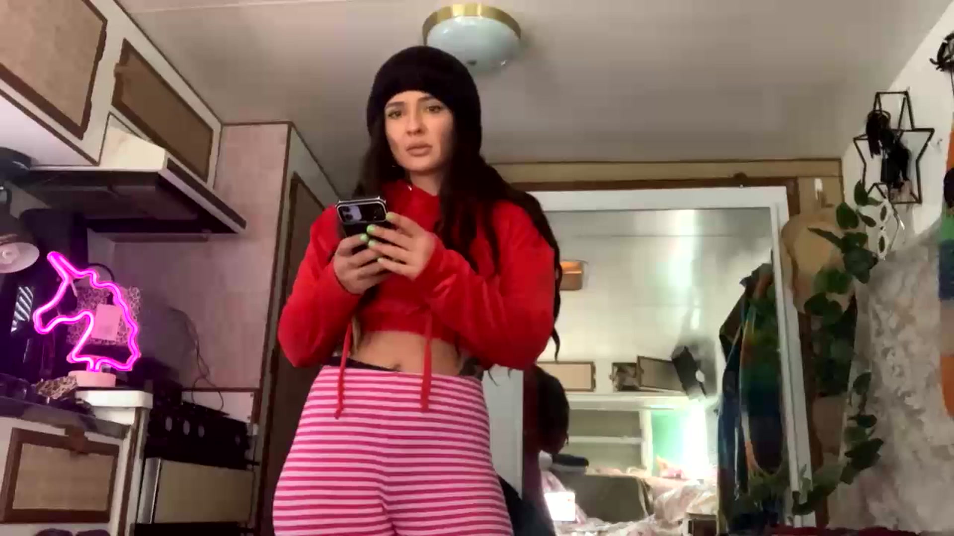 Gallery image thumbnail from Belen_O's myfreecams stream on, 06/12/2023, 05:49 image 17 of 20