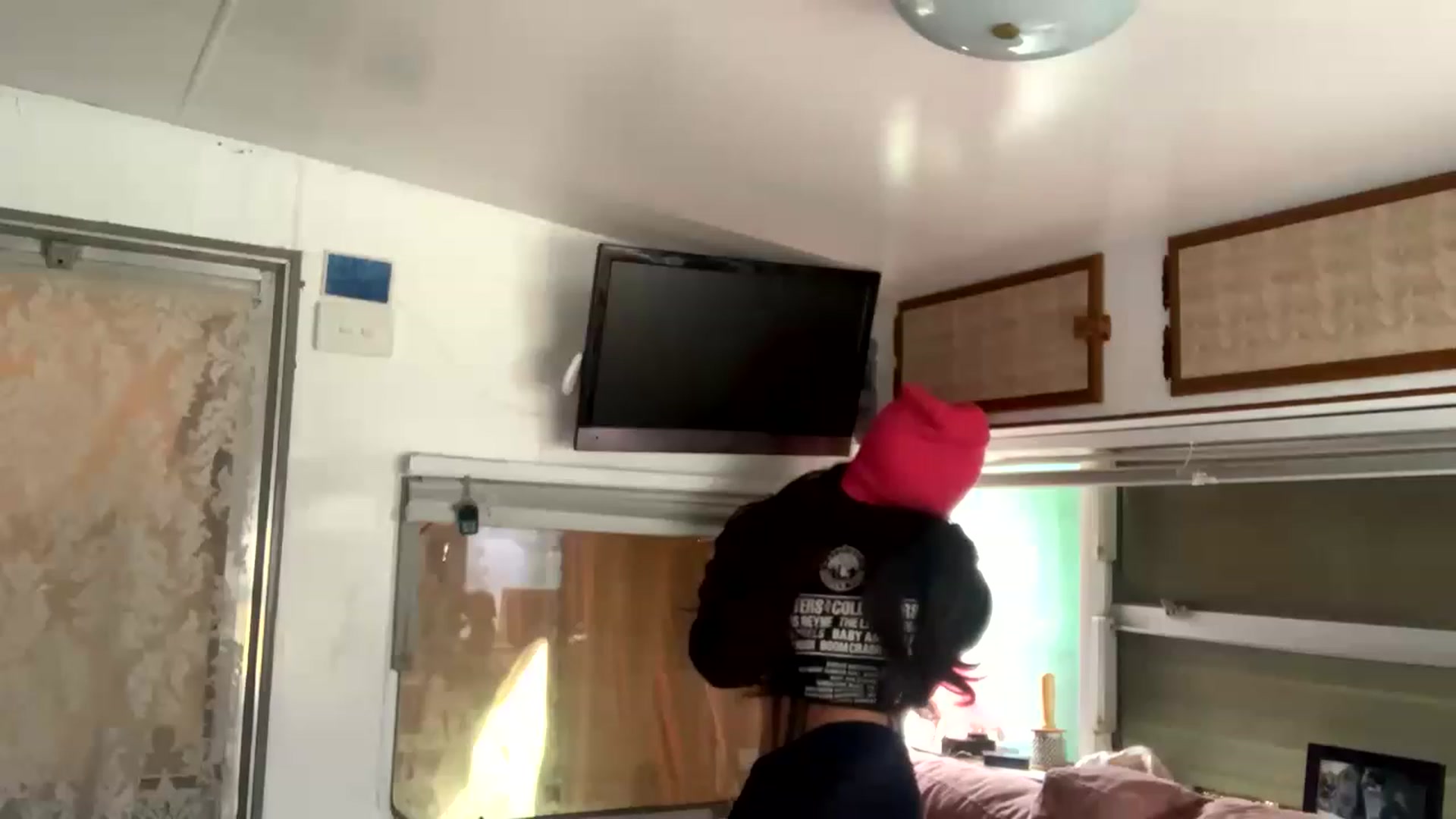 Gallery image thumbnail from Belen_O's myfreecams stream on, 06/13/2023, 04:17 image 3 of 20