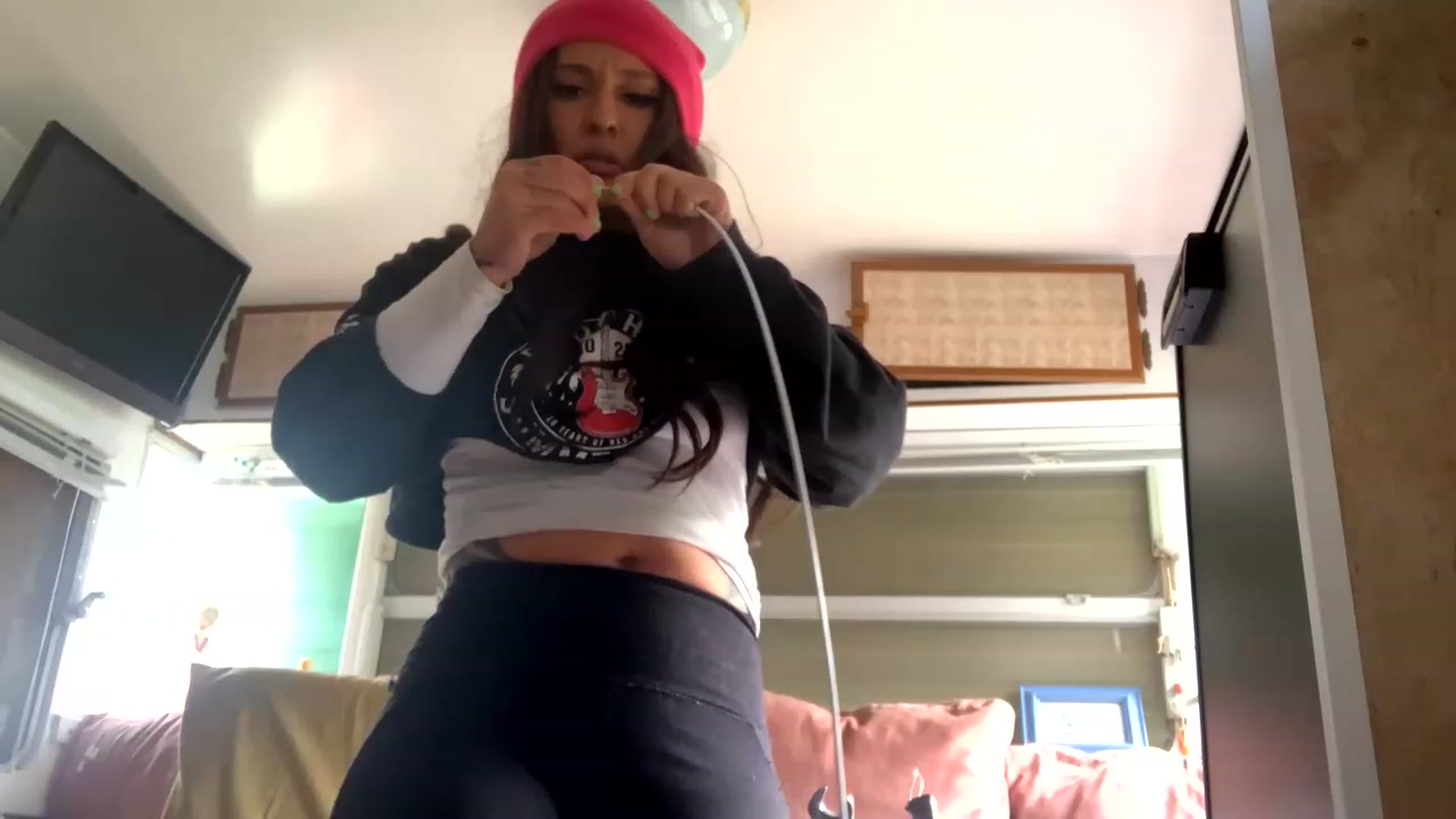 Gallery image thumbnail from Belen_O's myfreecams stream on, 06/13/2023, 04:17 image 8 of 20