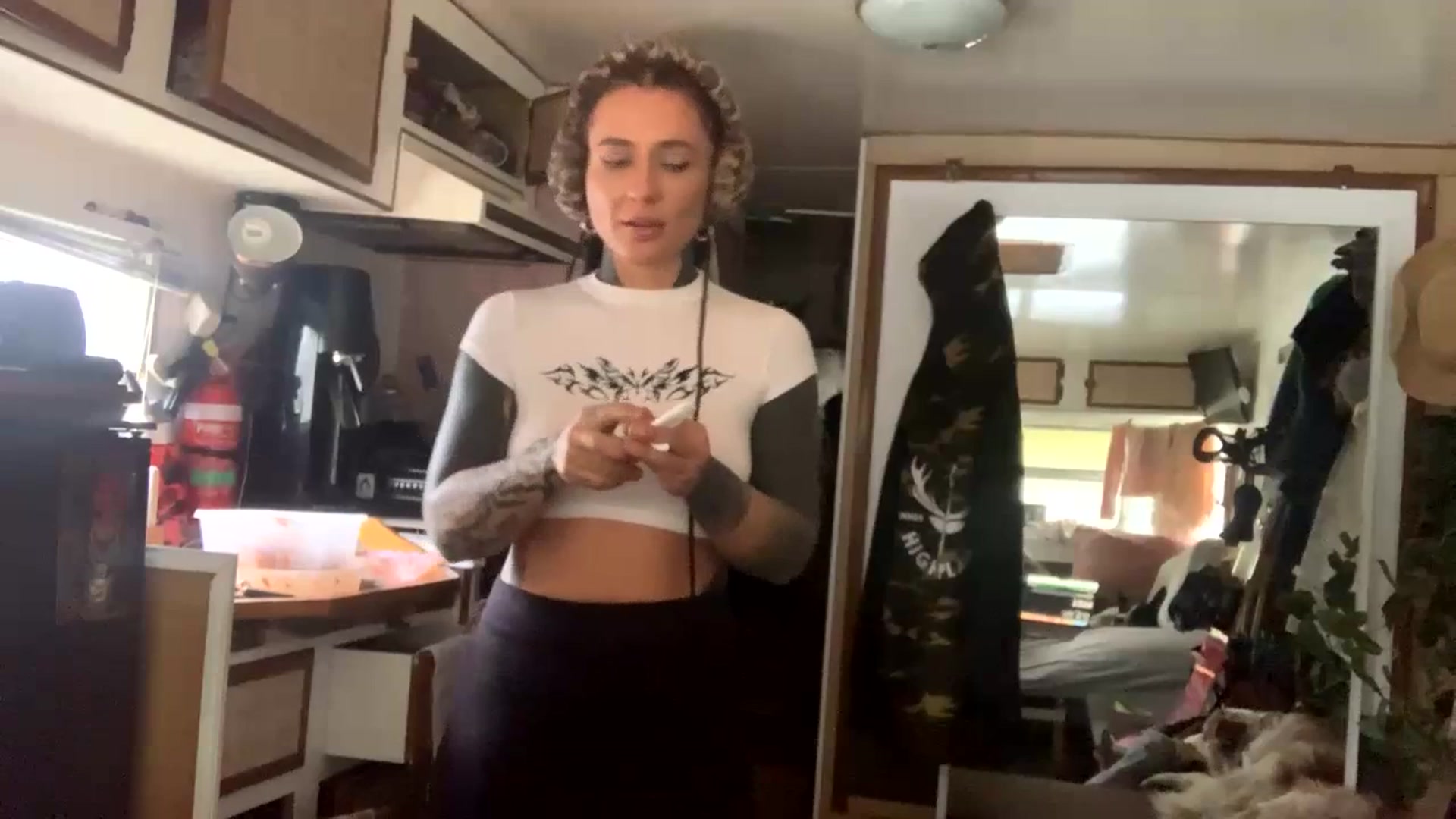 Gallery image thumbnail from Belen_O's myfreecams stream on, 06/28/2023, 03:20 image 18 of 20