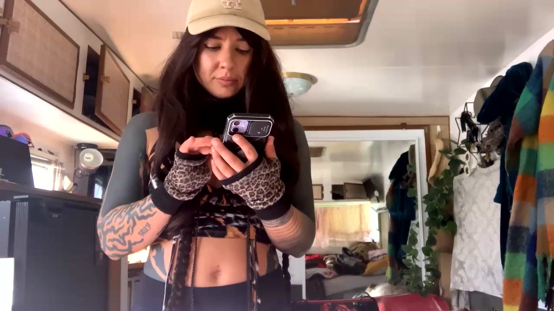 Gallery image thumbnail from Belen_O's myfreecams stream on, 06/30/2023, 02:44 image 12 of 20