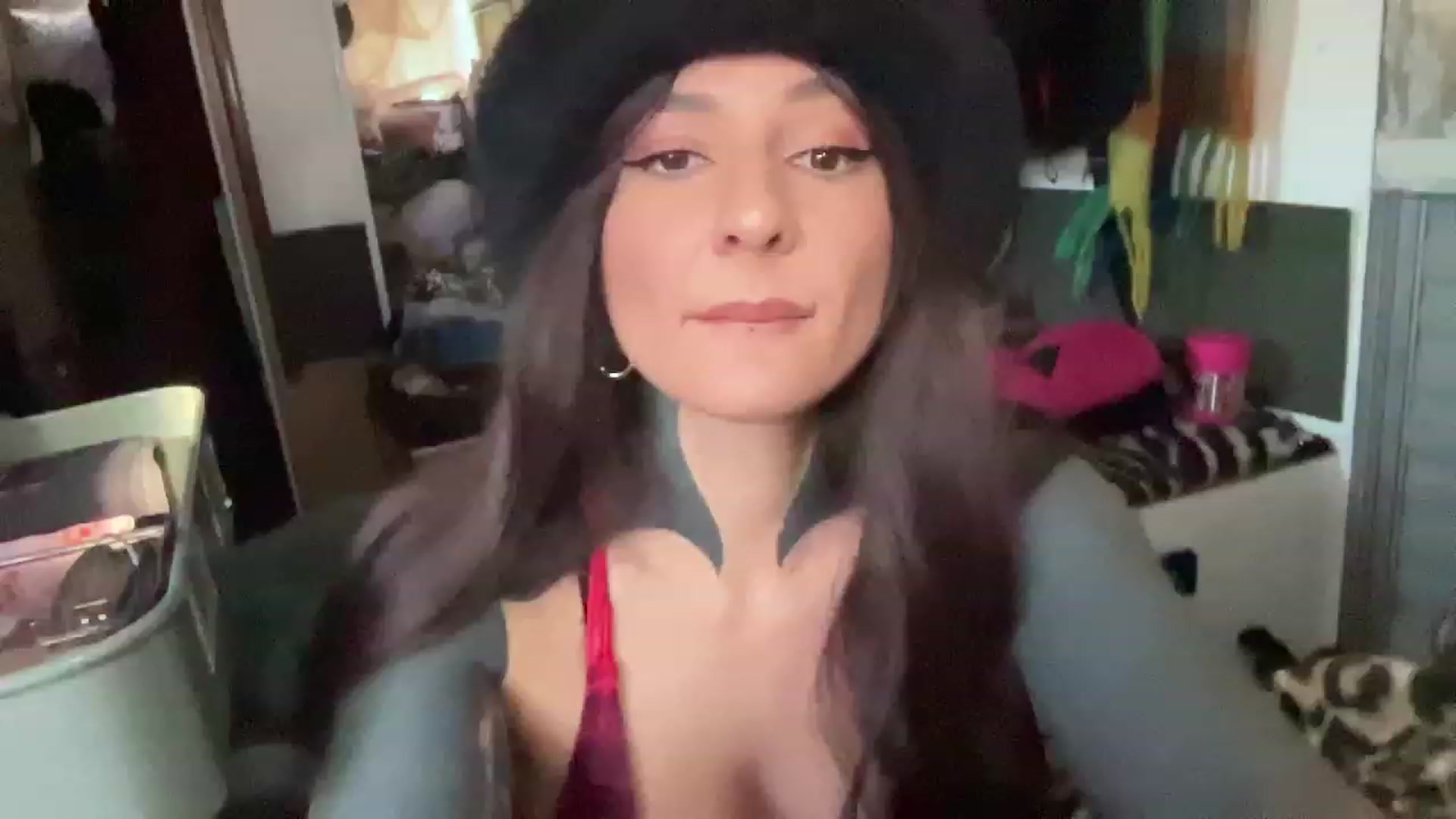 Gallery image thumbnail from Belen_O's myfreecams stream on, 07/05/2023, 05:07 image 17 of 20