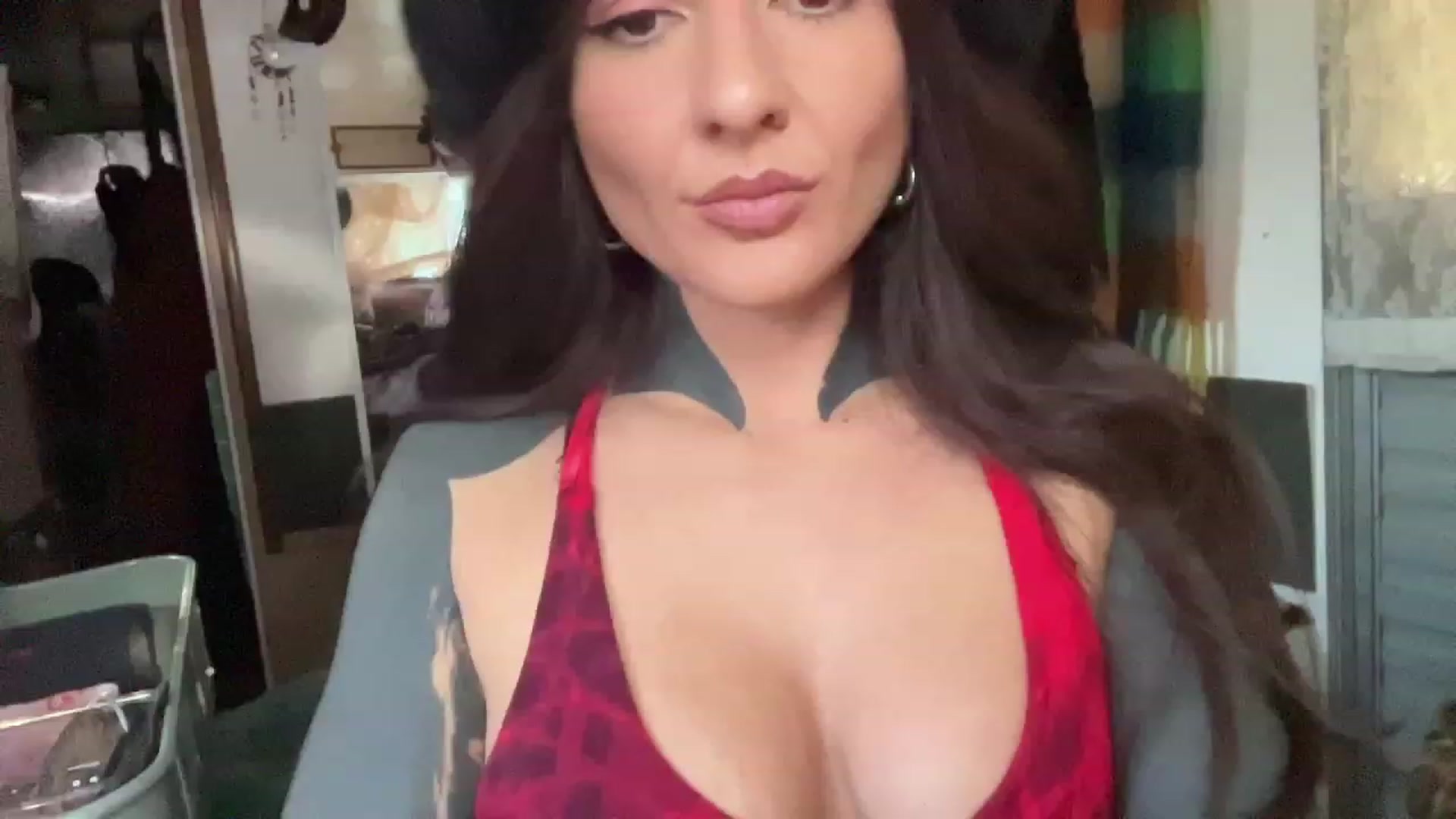 Gallery image thumbnail from Belen_O's myfreecams stream on, 07/05/2023, 05:07 image 8 of 20