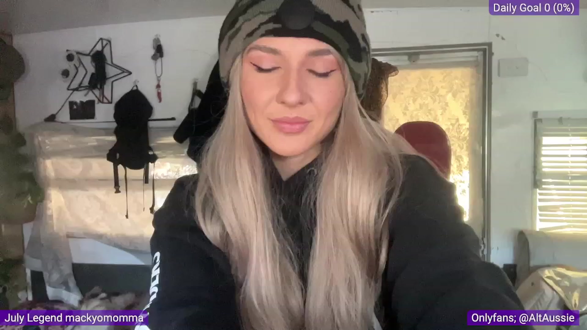 Gallery image thumbnail from Belen_O's myfreecams stream on, 07/12/2023, 05:13 image 11 of 20