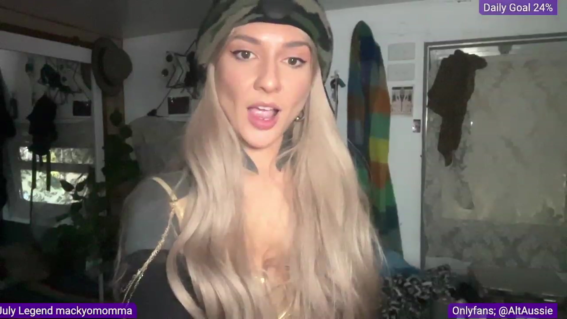 Gallery image thumbnail from Belen_O's myfreecams stream on, 07/12/2023, 07:00 image 16 of 20