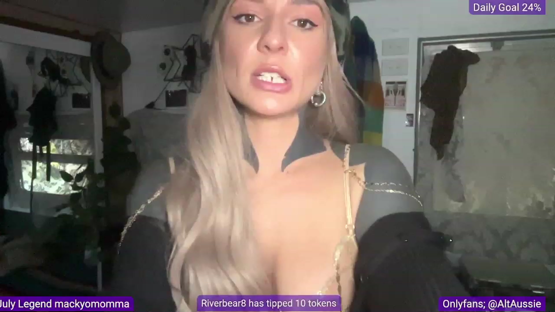Gallery image thumbnail from Belen_O's myfreecams stream on, 07/12/2023, 07:00 image 4 of 20