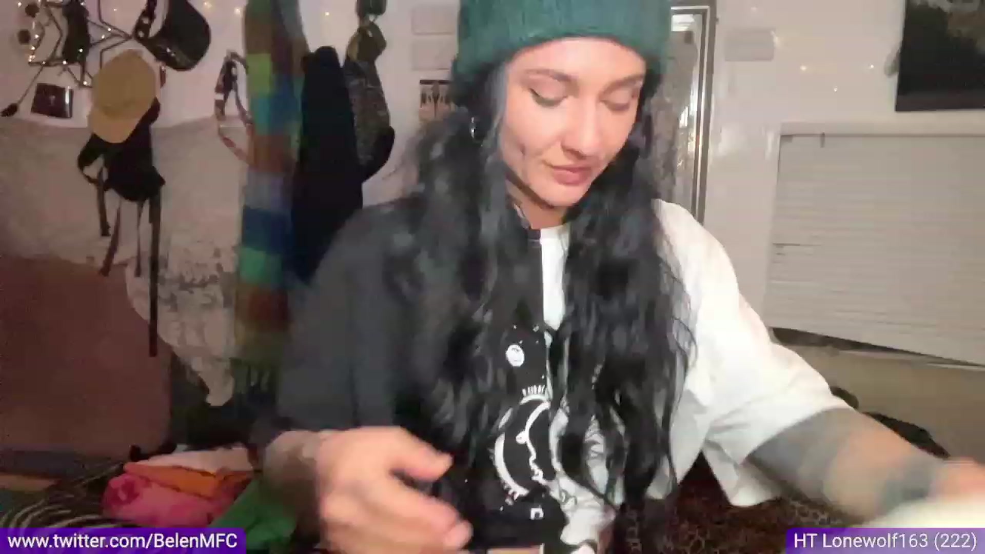 Gallery image thumbnail from Belen_O's myfreecams stream on, 08/01/2023, 09:21 image 8 of 20