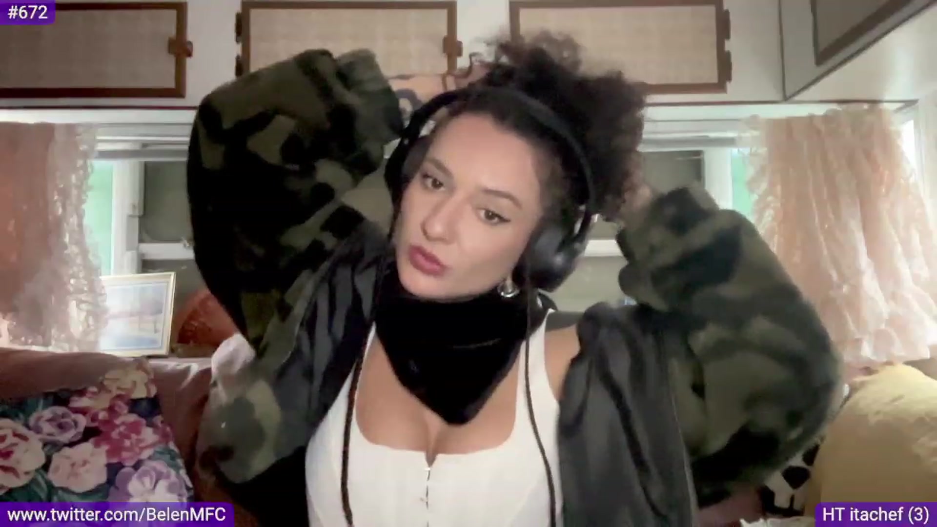 Gallery image thumbnail from Belen_O's myfreecams stream on, 08/10/2023, 24:56 image 2 of 20