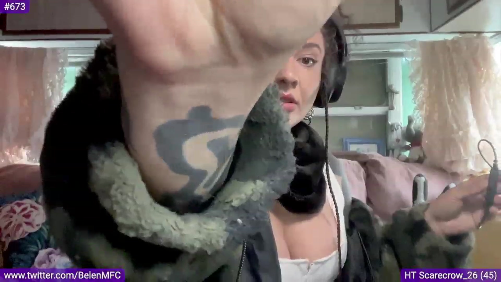 Gallery image thumbnail from Belen_O's myfreecams stream on, 08/10/2023, 24:56 image 14 of 20