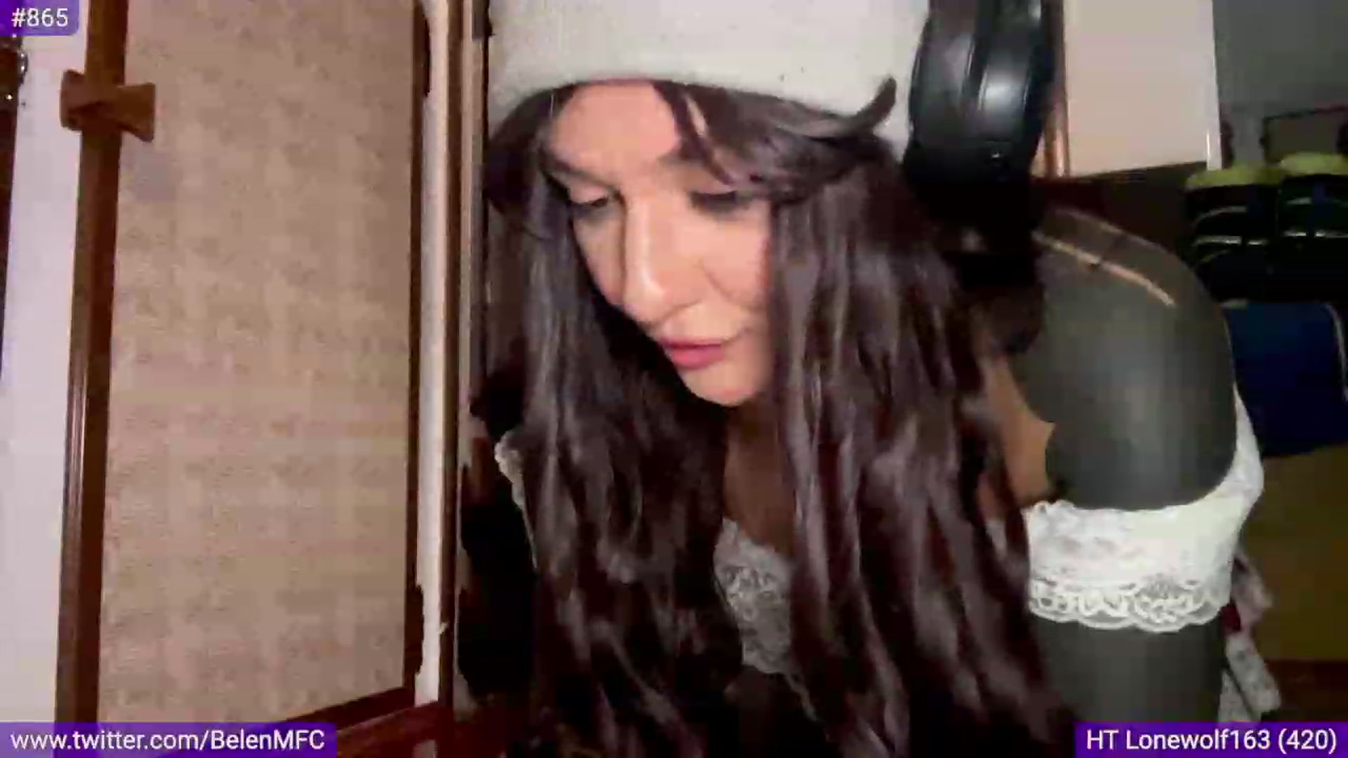 Gallery image thumbnail from Belen_O's myfreecams stream on, 08/16/2023, 07:17 image 12 of 20