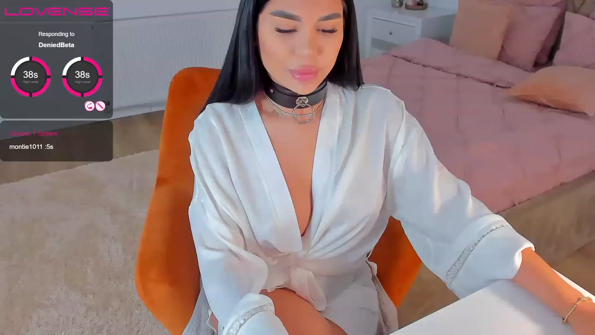Gallery image thumbnail from Bell3_hot's myfreecams stream on, 02/11/2023, 12:48 image 17 of 20