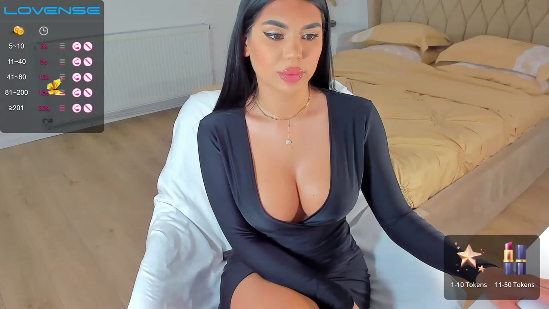 Gallery image thumbnail from Bell3_hot's myfreecams stream on, 05/13/2023, 19:18 image 2 of 20