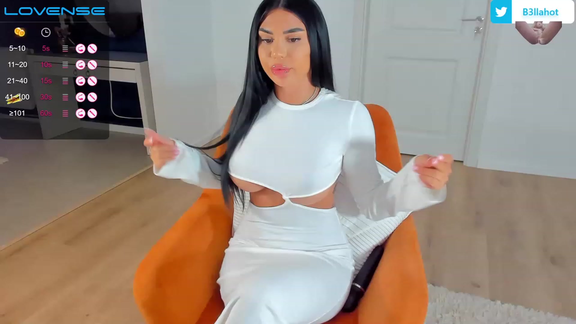 Gallery image thumbnail from Bell3_hot's myfreecams stream on, 07/18/2023, 20:43 image 7 of 20