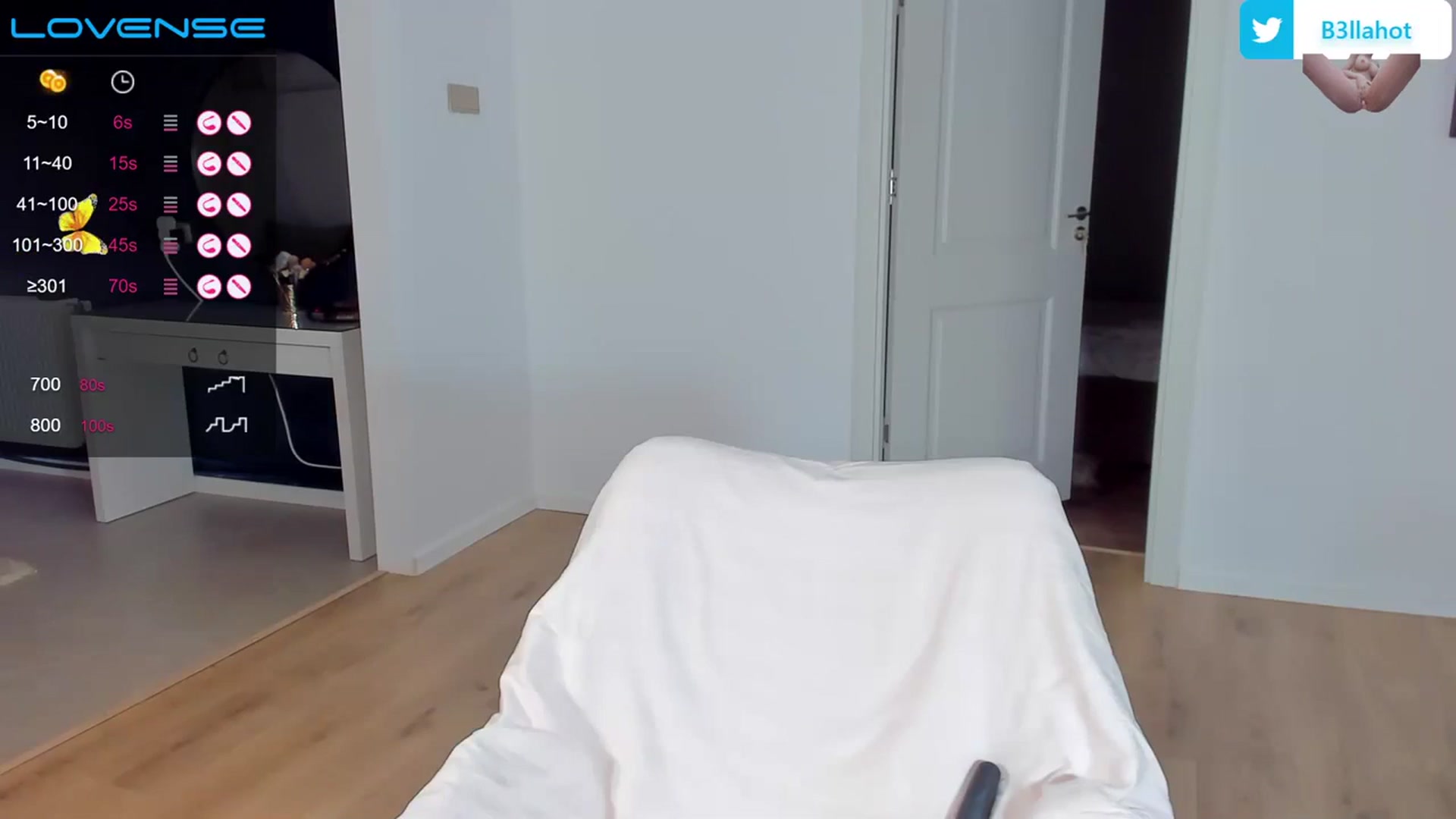 Gallery image thumbnail from Bell3_hot's myfreecams stream on, 07/29/2023, 20:32 image 16 of 20