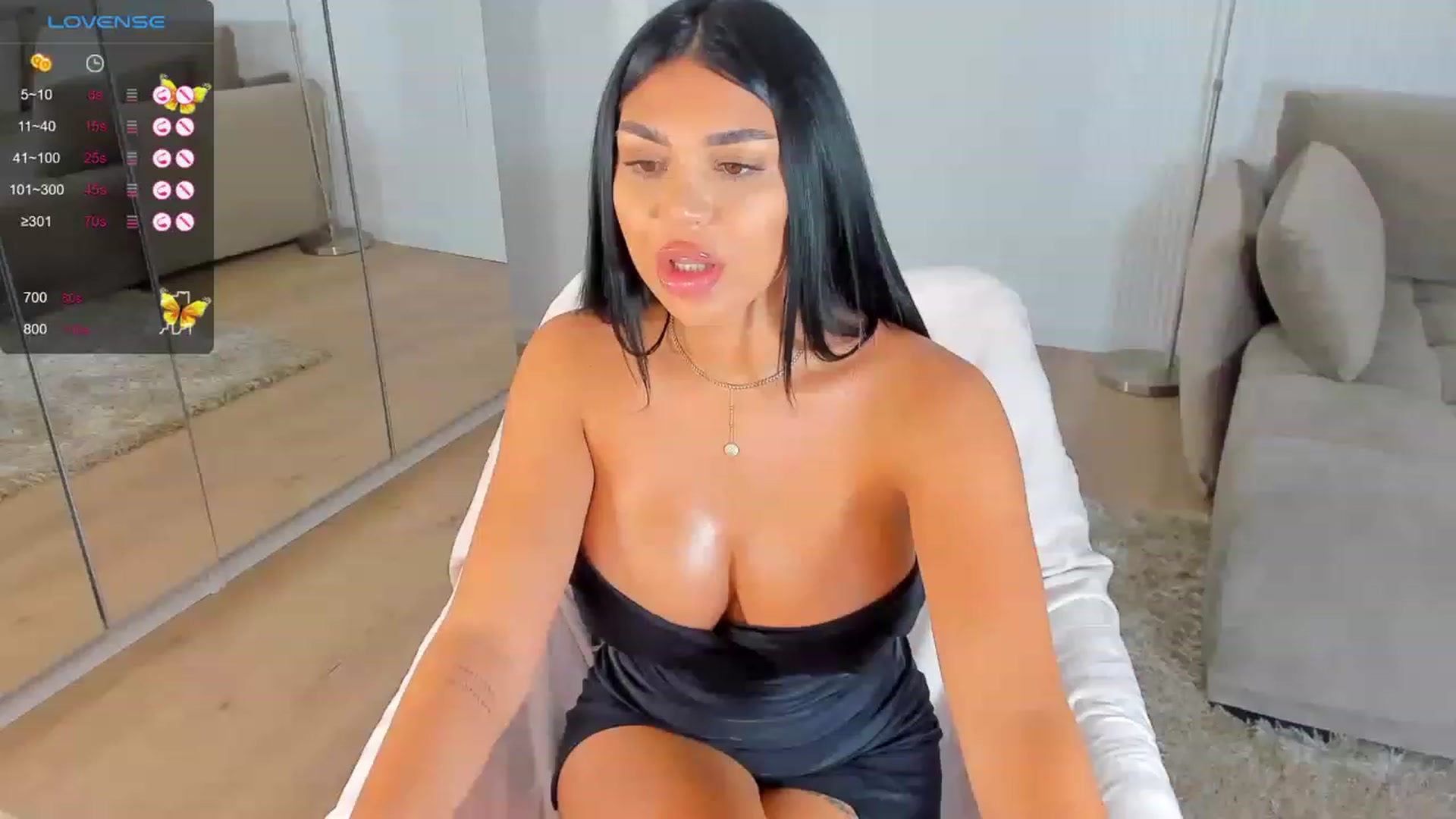 Gallery image thumbnail from Bell3_hot's myfreecams stream on, 08/23/2023, 18:18 image 12 of 20