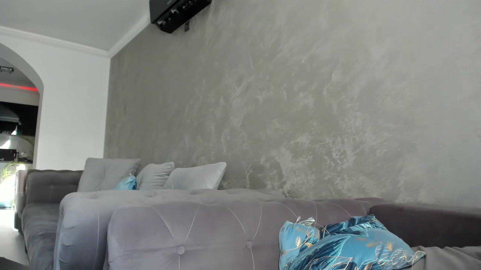 Gallery image thumbnail from BellAhhh's myfreecams stream on, 02/16/2023, 08:04 image 2 of 20