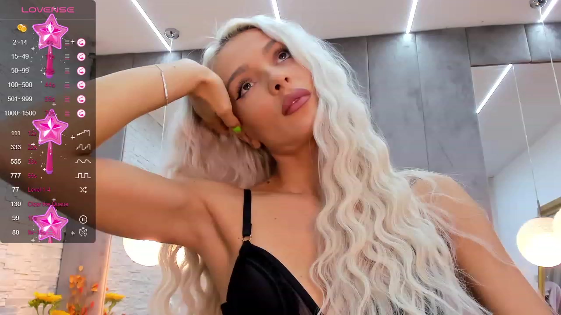 Gallery image thumbnail from Bell_kim's myfreecams stream on, 08/29/2023, 06:22 image 17 of 20