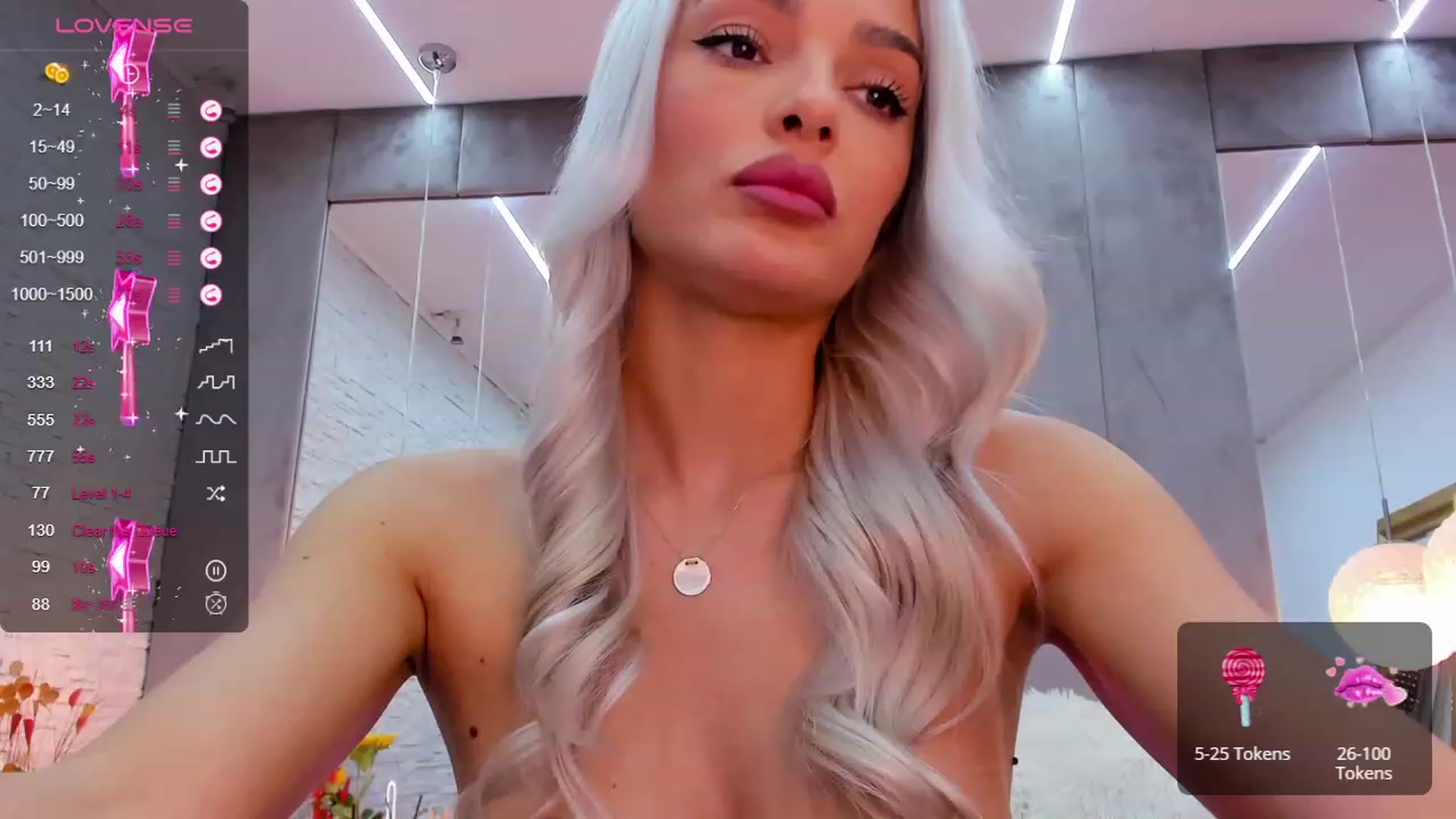 Gallery image thumbnail from Bell_kim's myfreecams stream on, 03/03/2024, 11:08 image 4 of 20