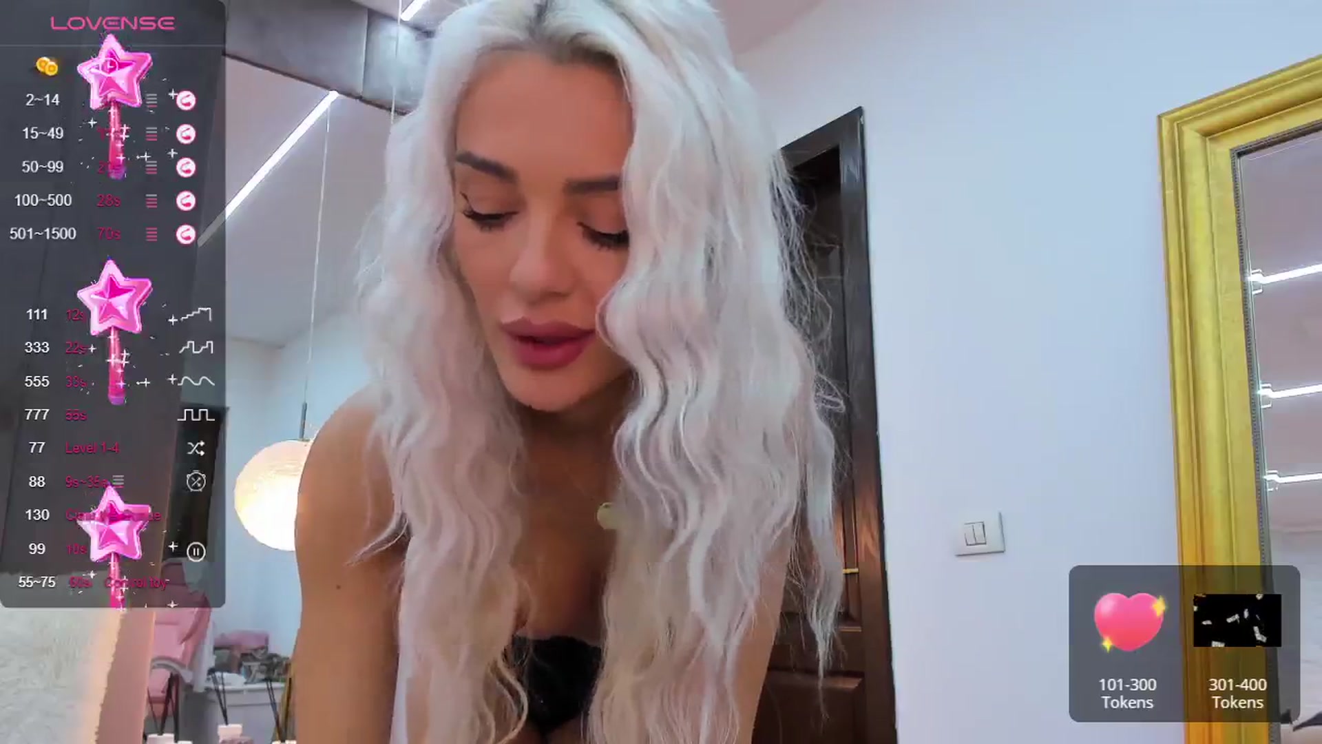 Gallery image thumbnail from Bell_kim's myfreecams stream on, 03/19/2024, 07:12 image 8 of 20