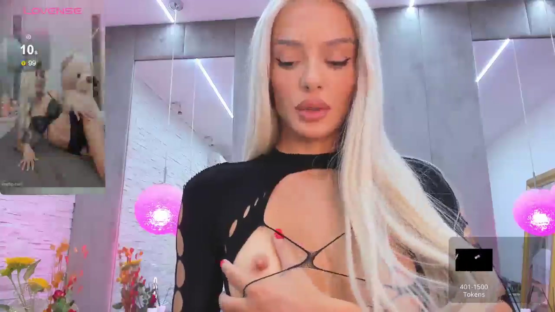 Gallery image thumbnail from Bell_kim's myfreecams stream on, 06/30/2024, 08:14 image 6 of 20