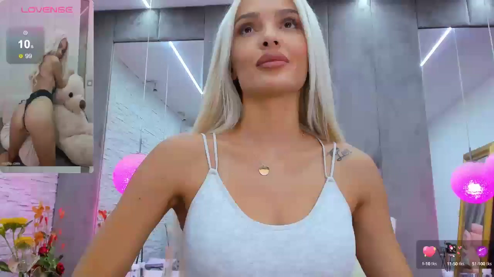 Gallery image thumbnail from Bell_kim's myfreecams stream on, 08/09/2024, 10:57 image 19 of 20