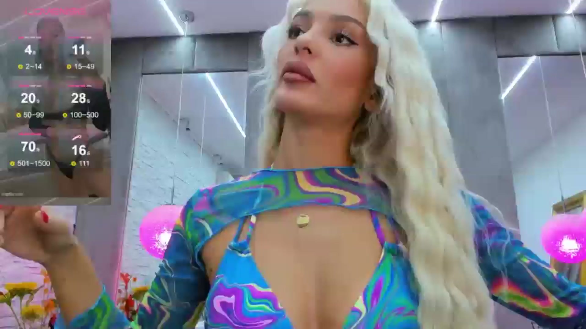 Gallery image thumbnail from Bell_kim's myfreecams stream on, 08/22/2024, 09:12 image 1 of 20
