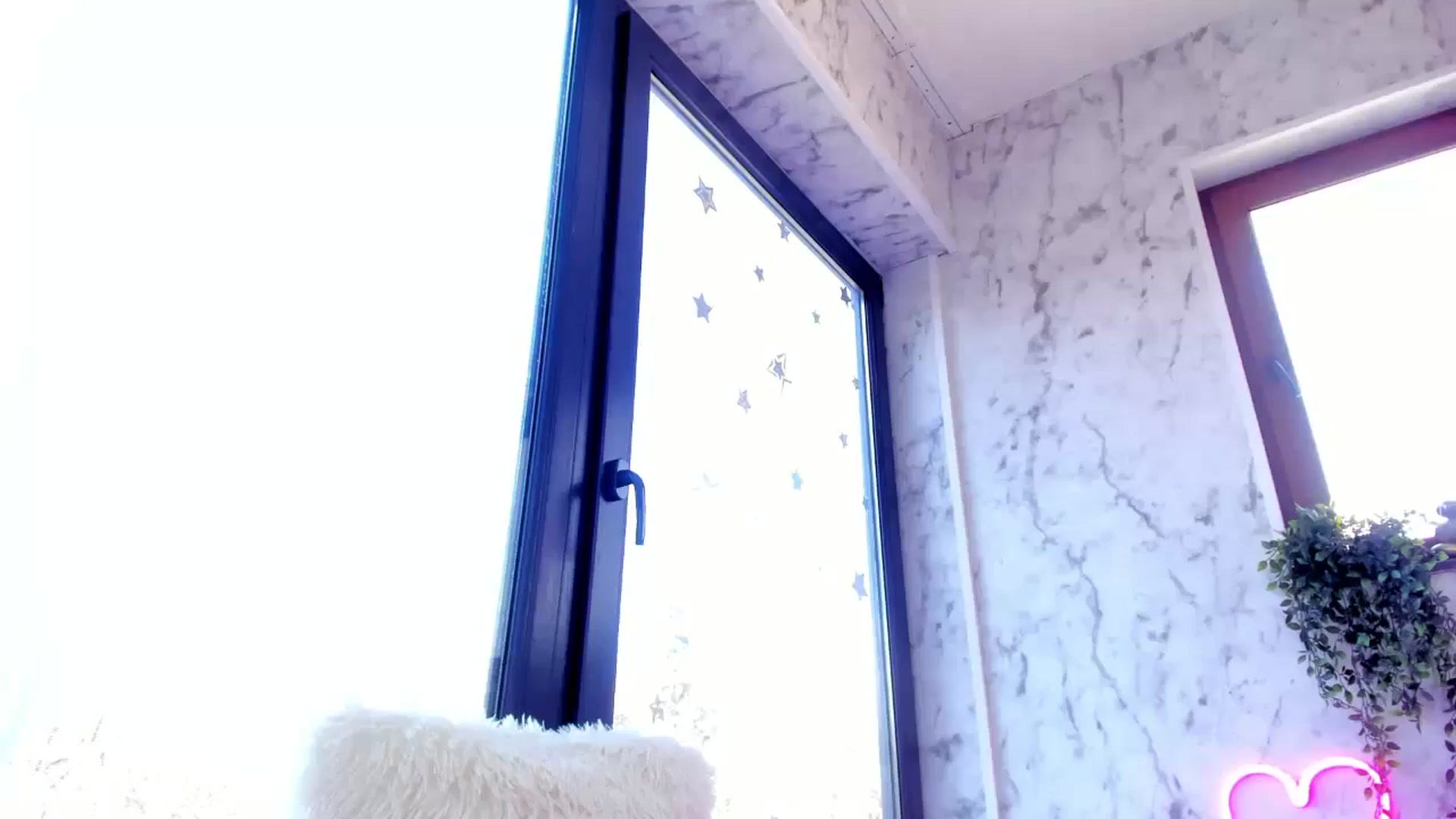 Gallery image thumbnail from Bell_kim's myfreecams stream on, 03/22/2025, 08:57 image 19 of 20
