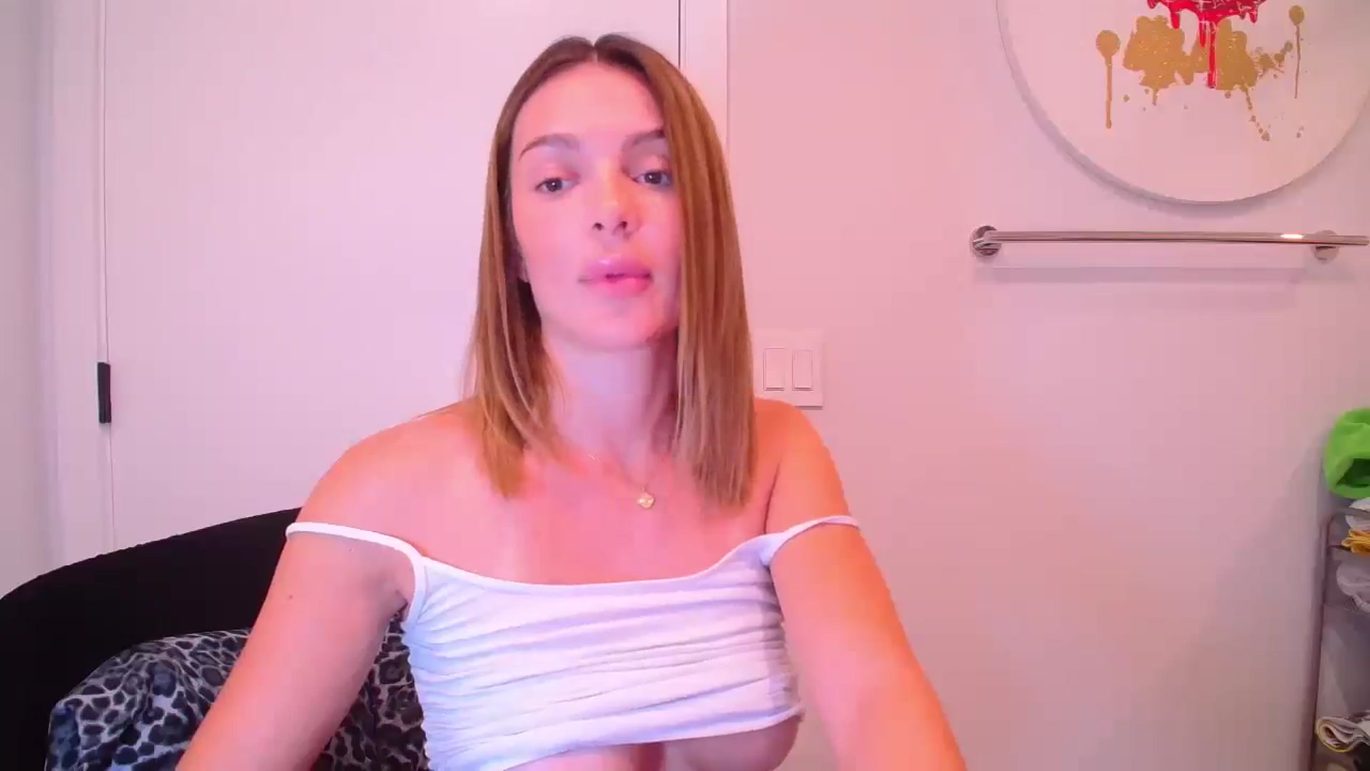 Gallery image thumbnail from Bell_kim's myfreecams stream on, 02/24/2026, 01:30 image 19 of 20