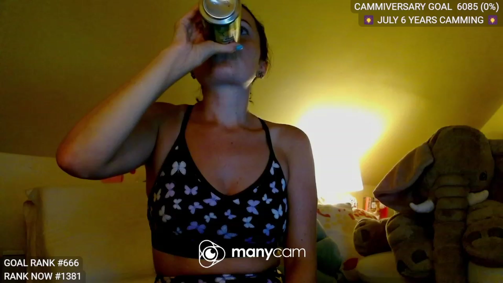 Gallery image thumbnail from Bella6Years's myfreecams stream on, 07/03/2023, 02:39 image 2 of 20