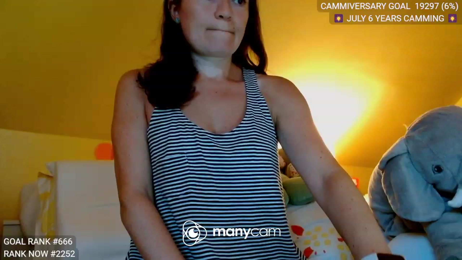 Gallery image thumbnail from Bella6Years's myfreecams stream on, 07/08/2023, 24:00 image 17 of 20