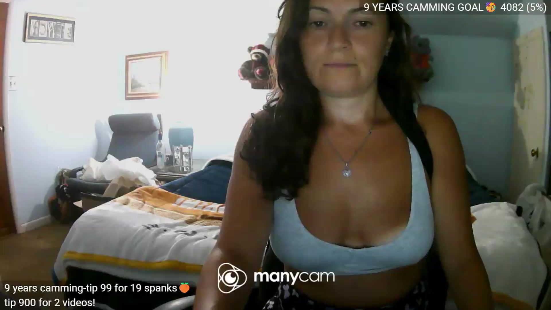 Gallery image thumbnail from Bella9Years's myfreecams stream on, 07/31/2026, 24:52 image 16 of 20