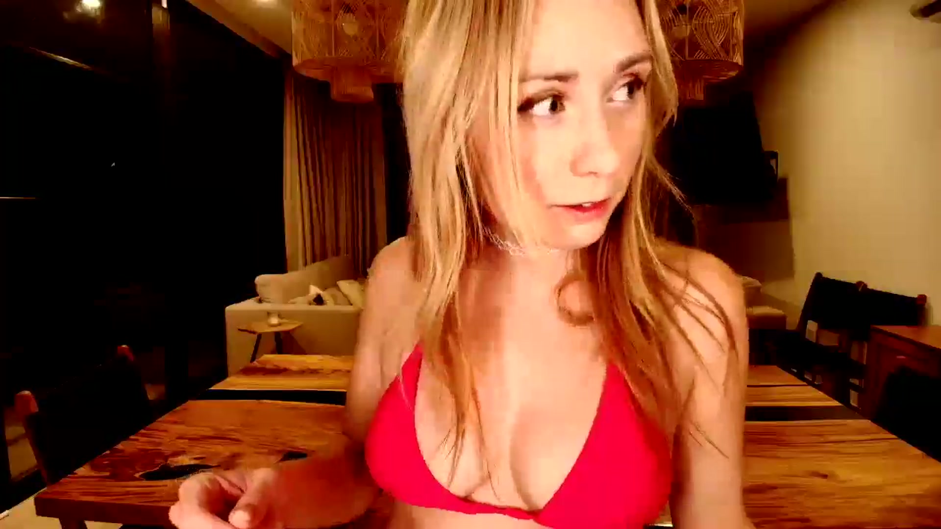Gallery image thumbnail from BellaAndersin's myfreecams stream on, 05/16/2025, 07:00 image 18 of 20