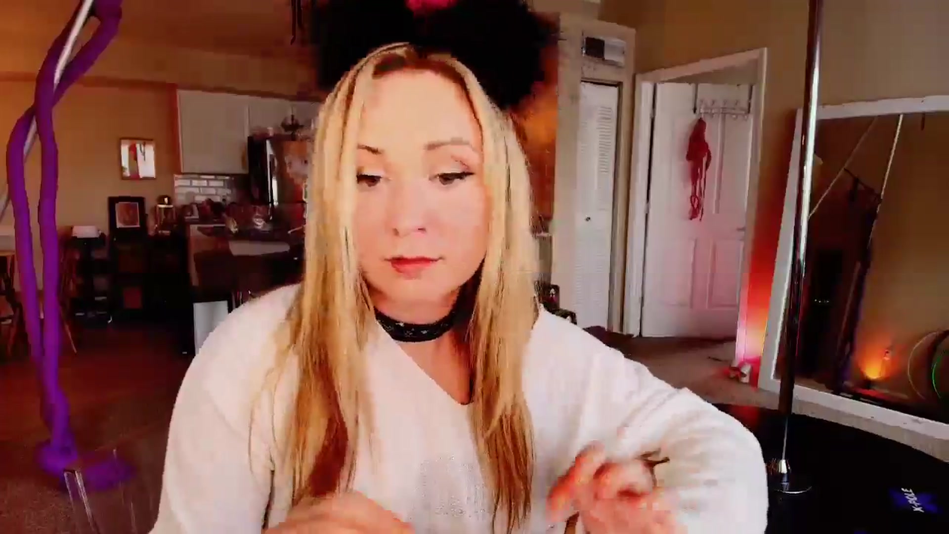Gallery image thumbnail from BellaAndersin's myfreecams stream on, 06/02/2025, 20:23 image 17 of 20