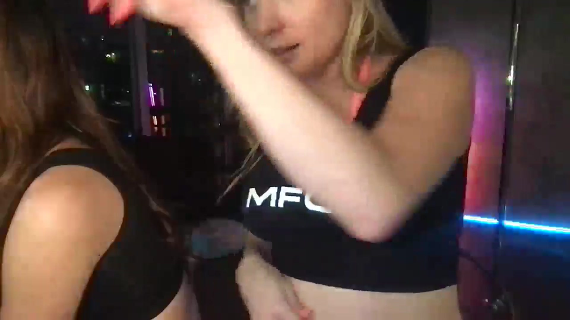 Gallery image thumbnail from BellaAndersin's myfreecams stream on, 06/07/2025, 01:11 image 14 of 20