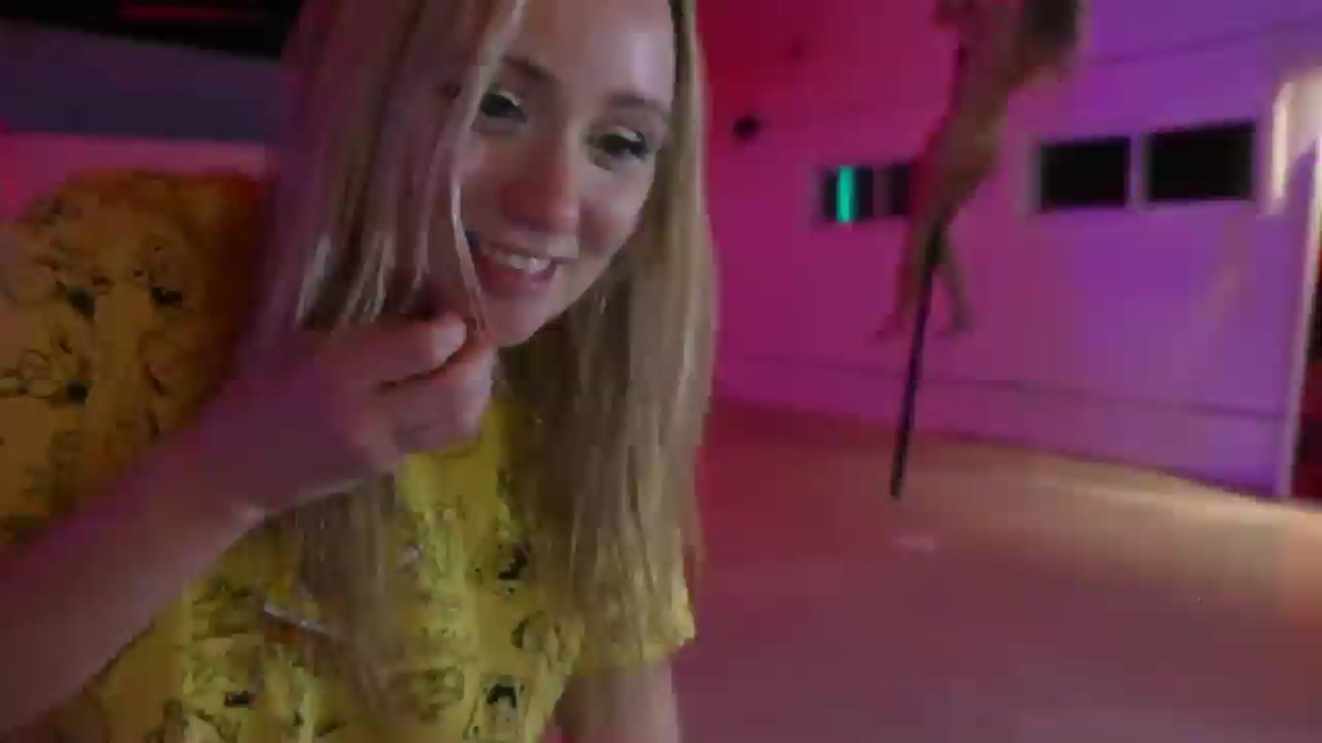 Gallery image thumbnail from BellaAndersin's myfreecams stream on, 08/01/2025, 07:09 image 19 of 20