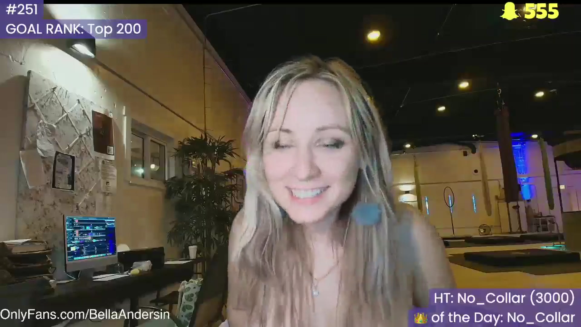 Gallery image thumbnail from BellaAndersin's myfreecams stream on, 10/31/2025, 05:18 image 6 of 20