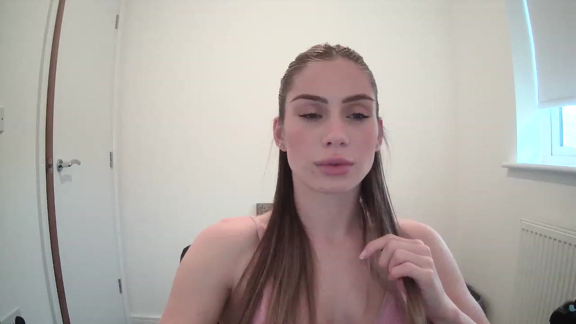Gallery image thumbnail from BellaB_'s myfreecams stream on, 04/27/2023, 15:23 image 3 of 20