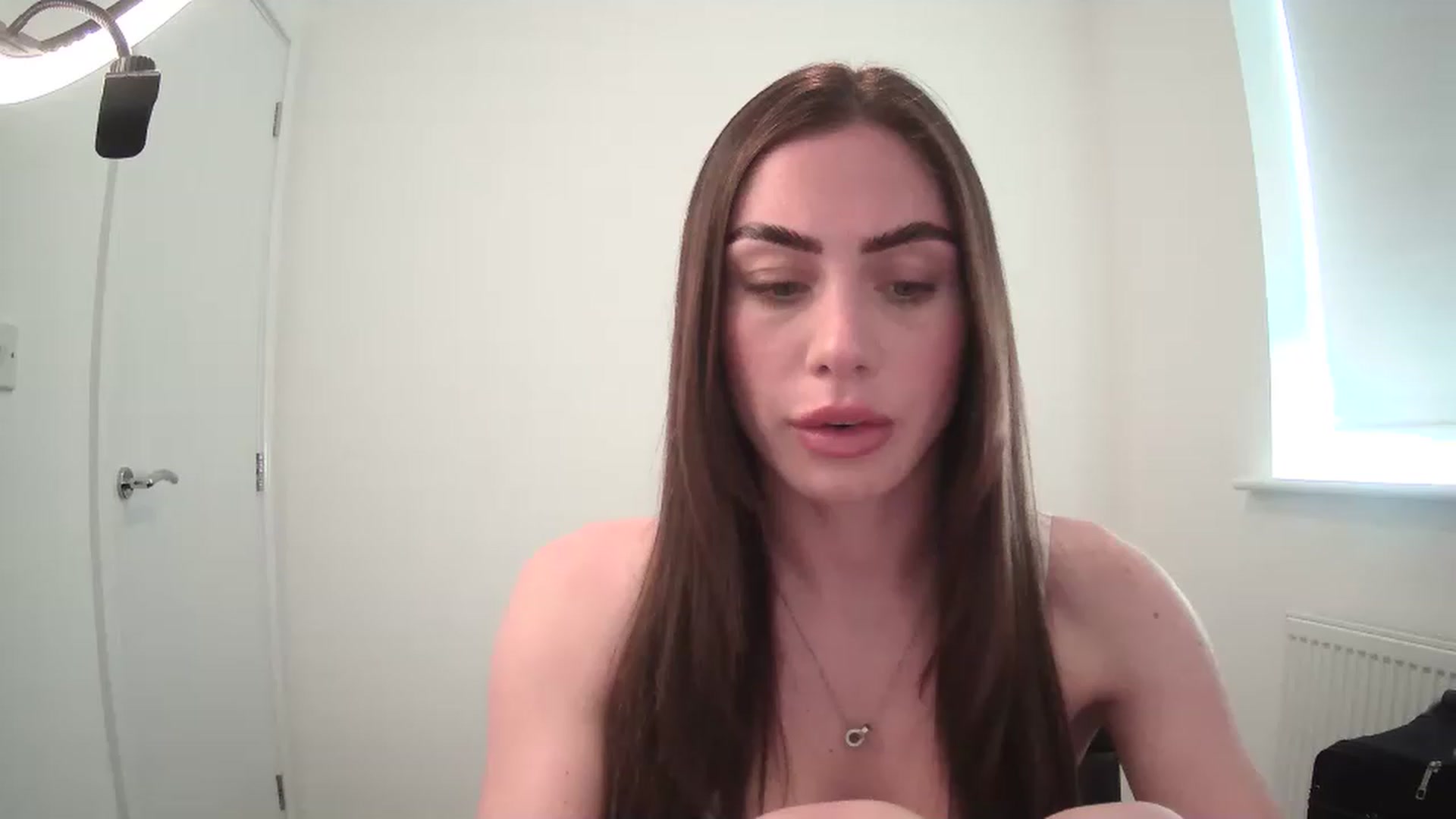 Gallery image thumbnail from BellaB_'s myfreecams stream on, 05/04/2023, 10:55 image 3 of 20