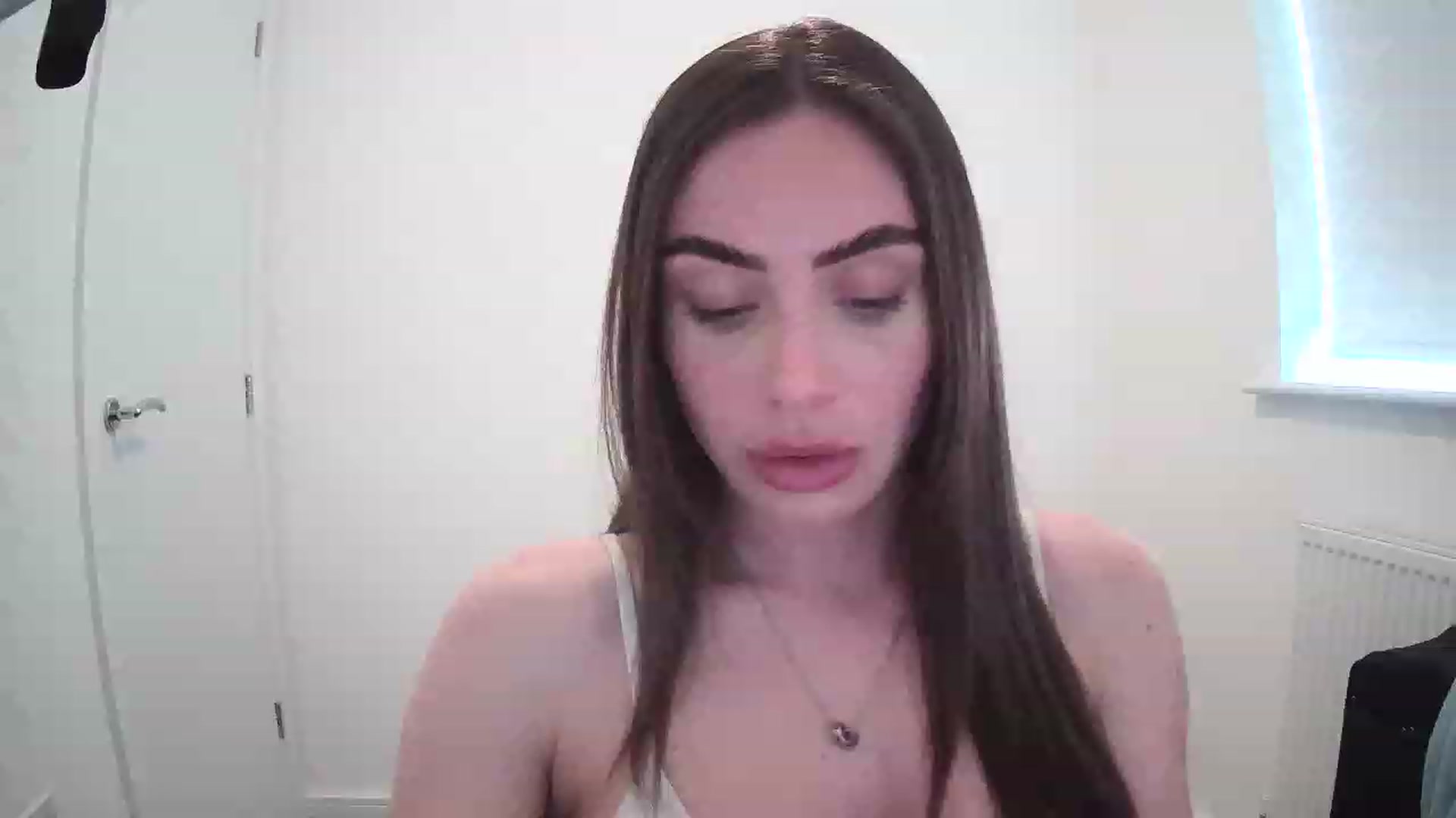 Gallery image thumbnail from BellaB_'s myfreecams stream on, 05/04/2023, 14:13 image 16 of 20