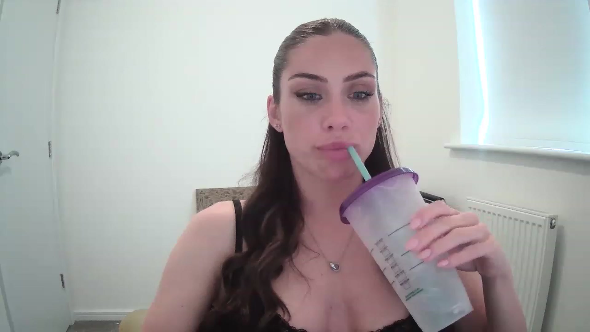 Gallery image thumbnail from BellaB_'s myfreecams stream on, 05/10/2023, 10:52 image 5 of 20