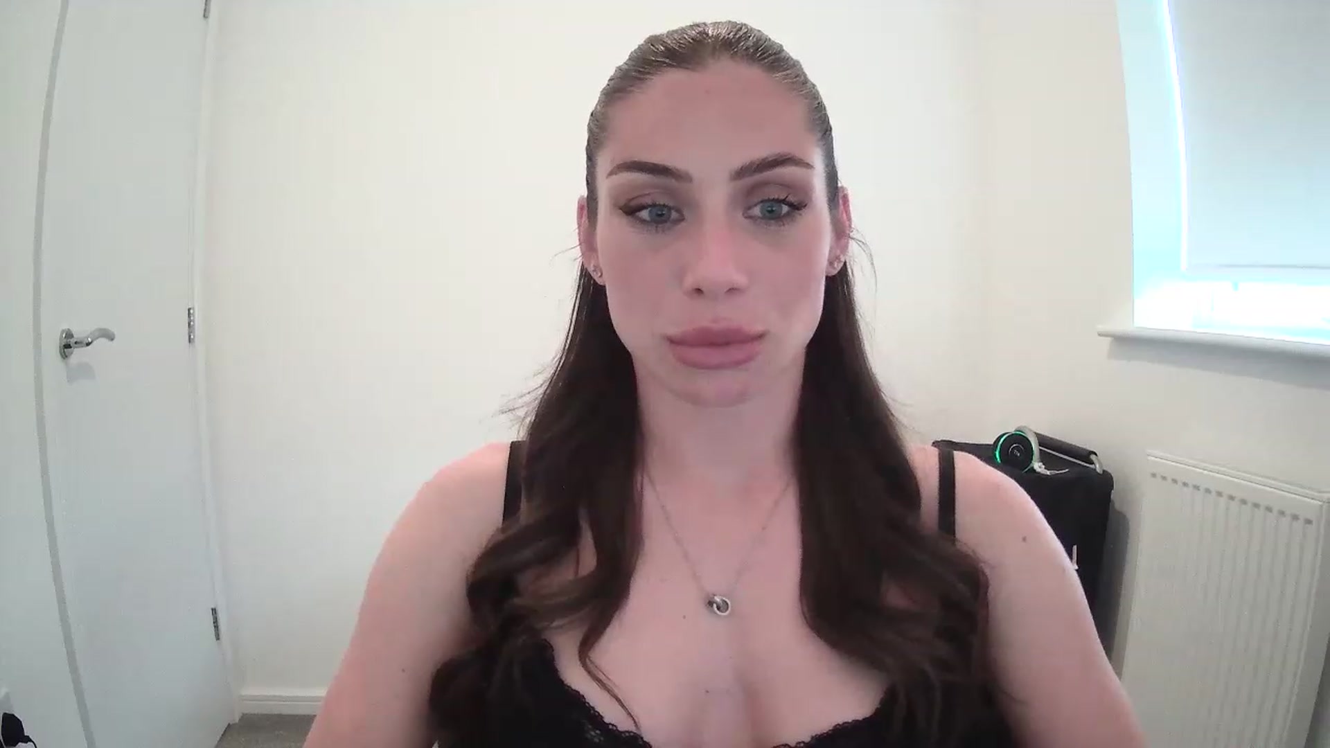 Gallery image thumbnail from BellaB_'s myfreecams stream on, 05/10/2023, 12:49 image 13 of 20