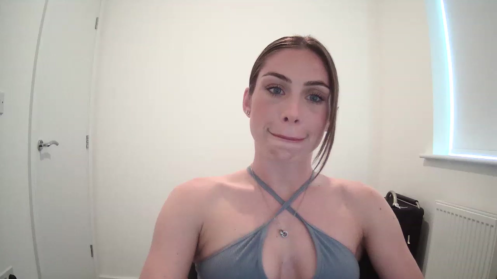 Gallery image thumbnail from BellaB_'s myfreecams stream on, 05/12/2023, 11:02 image 5 of 20