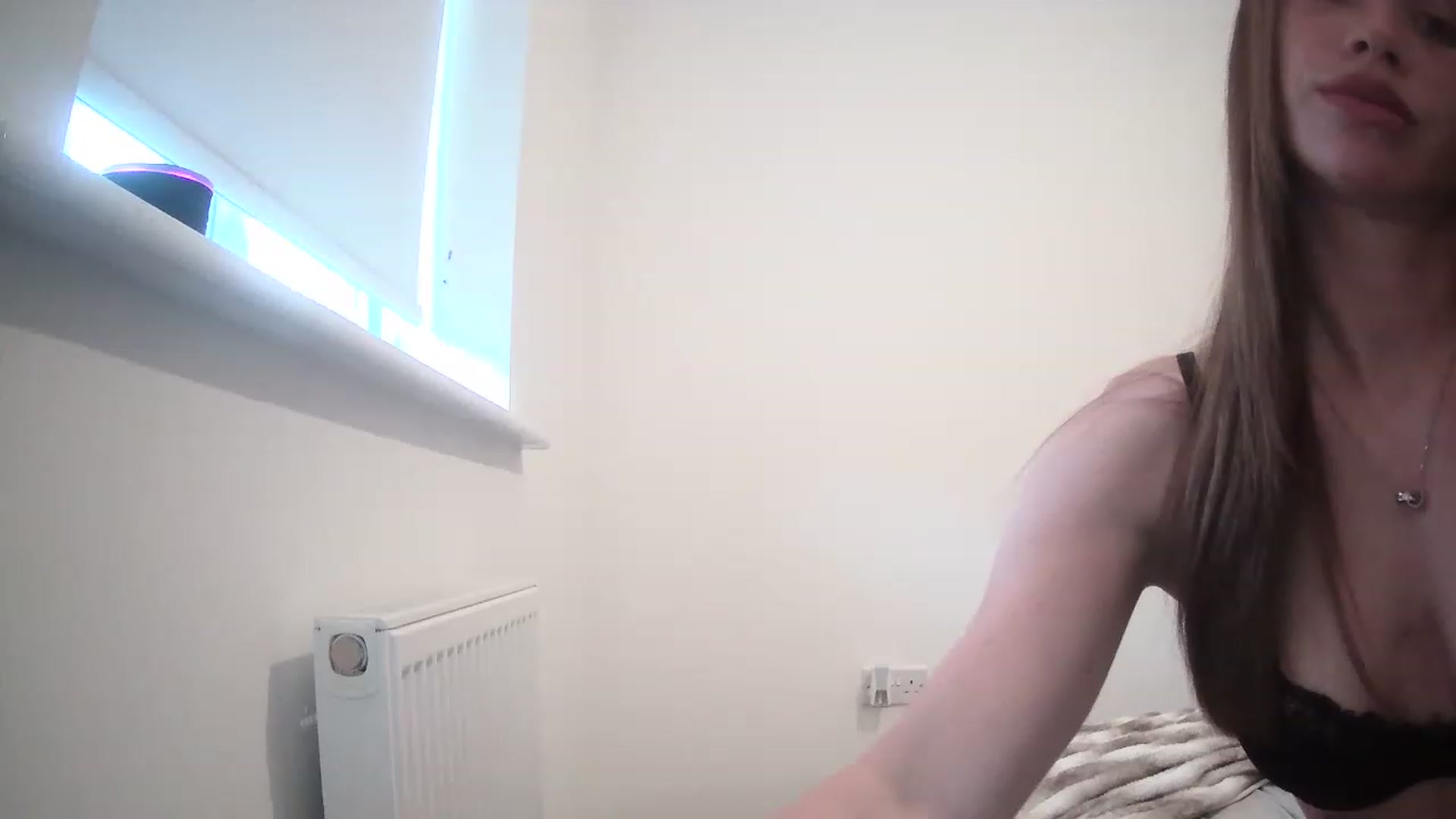 Gallery image thumbnail from BellaB_'s myfreecams stream on, 05/19/2023, 08:49 image 3 of 20