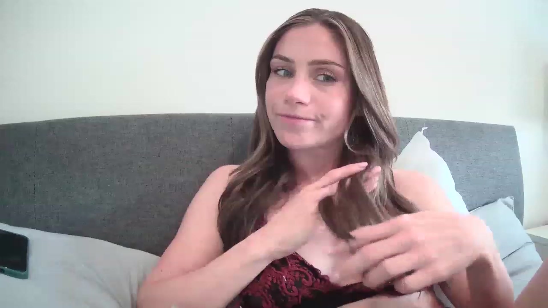 Gallery image thumbnail from BellaB_'s myfreecams stream on, 05/22/2023, 14:35 image 15 of 20