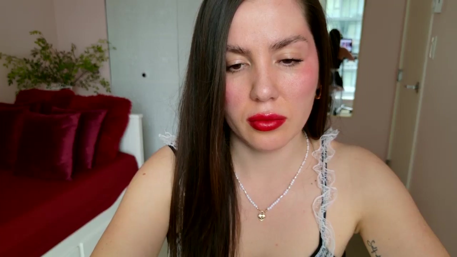 Gallery image thumbnail from BellaBaxter's myfreecams stream on, 06/16/2024, 21:19 image 18 of 20