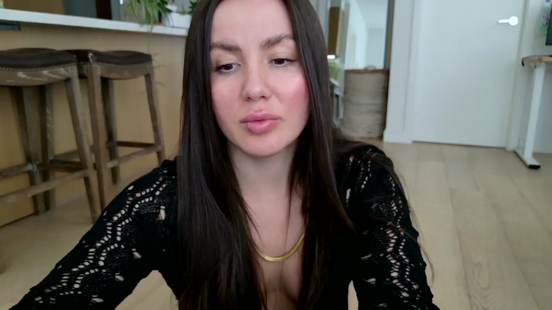 Gallery image thumbnail from BellaBaxter's myfreecams stream on, 07/10/2024, 23:45 image 13 of 20