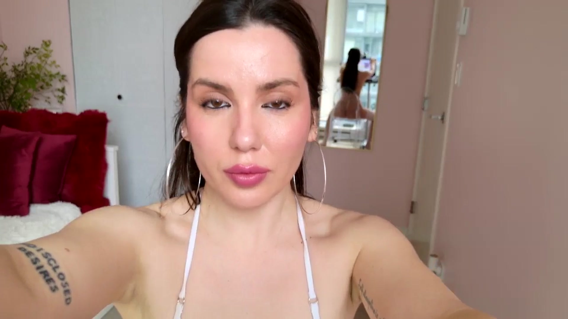 Gallery image thumbnail from BellaBaxter's myfreecams stream on, 03/10/2025, 22:21 image 6 of 20
